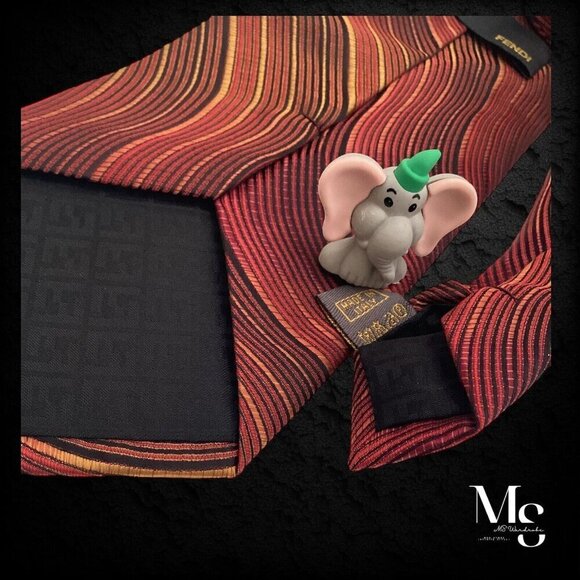 FENDI FF Current Red Wave Pattern Silk Tie Made In Italy W:3.9" EX COND - Picture 5 of 7